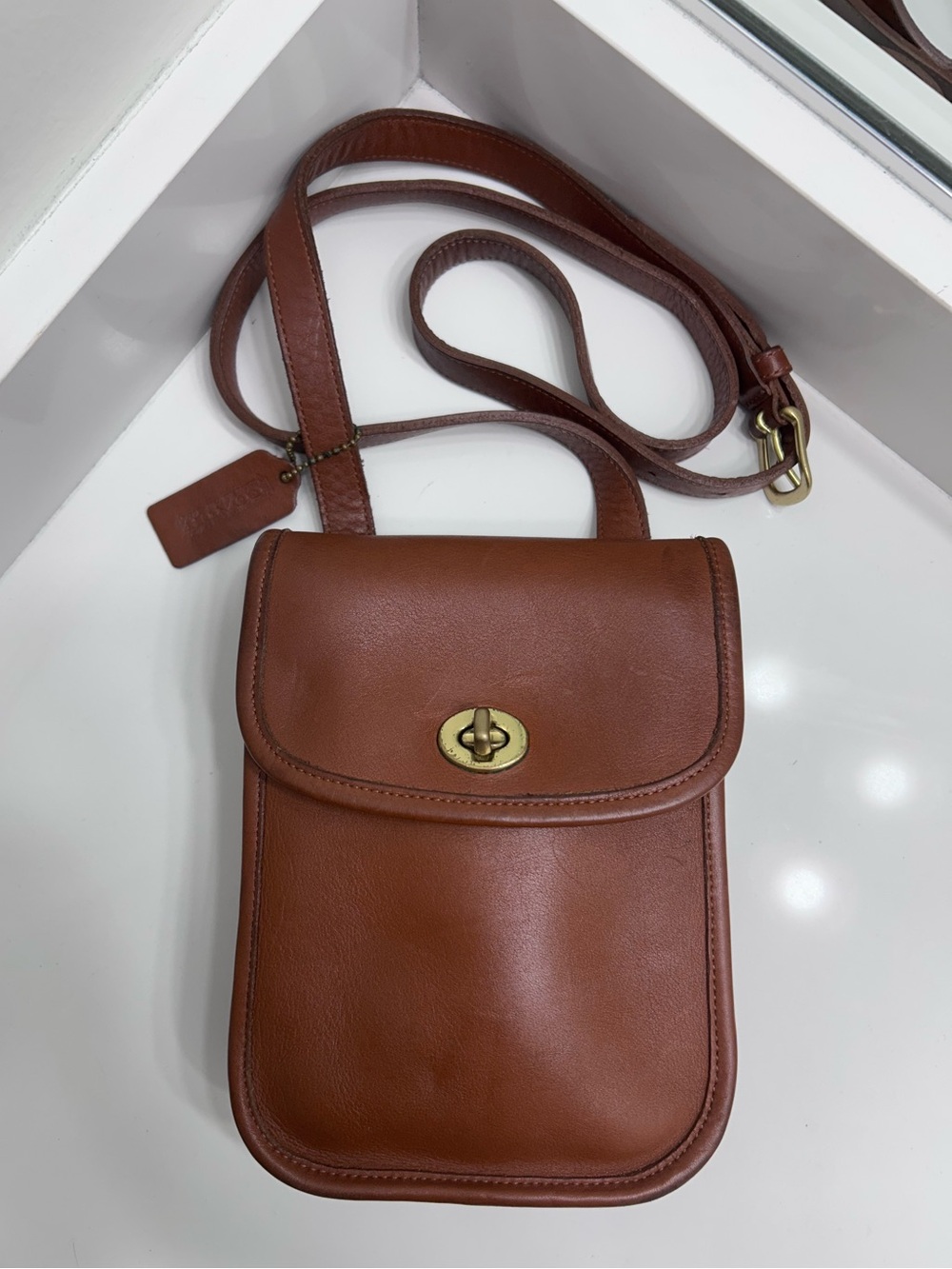 Vintage Coach 9978 Small Sidepack British Tan Made in Turkey